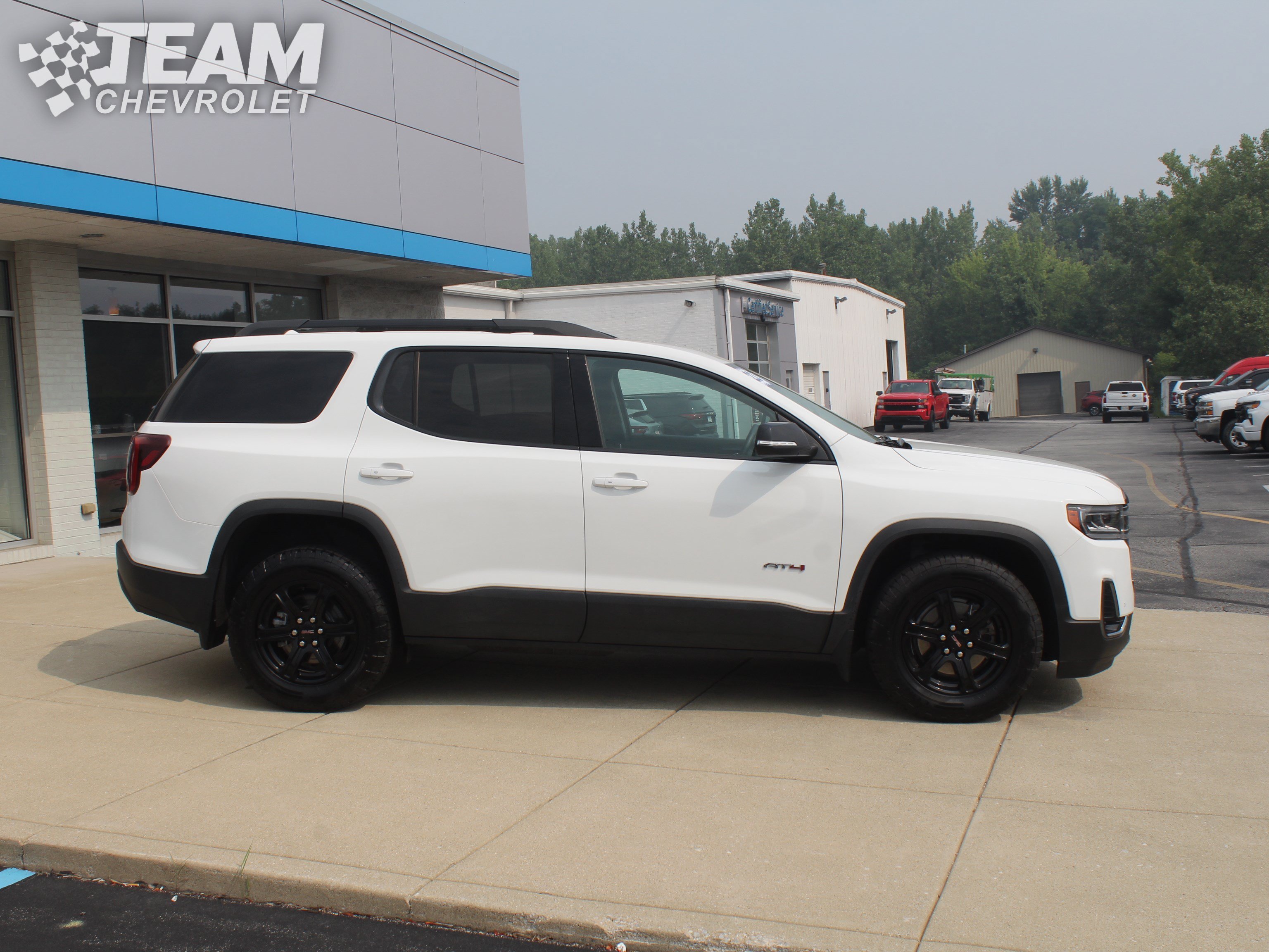 Used 2023 Summit White GMC AT4 image 3