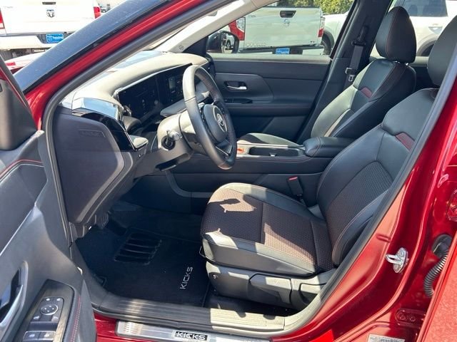 Used 2025 Red Nissan SR image 22
