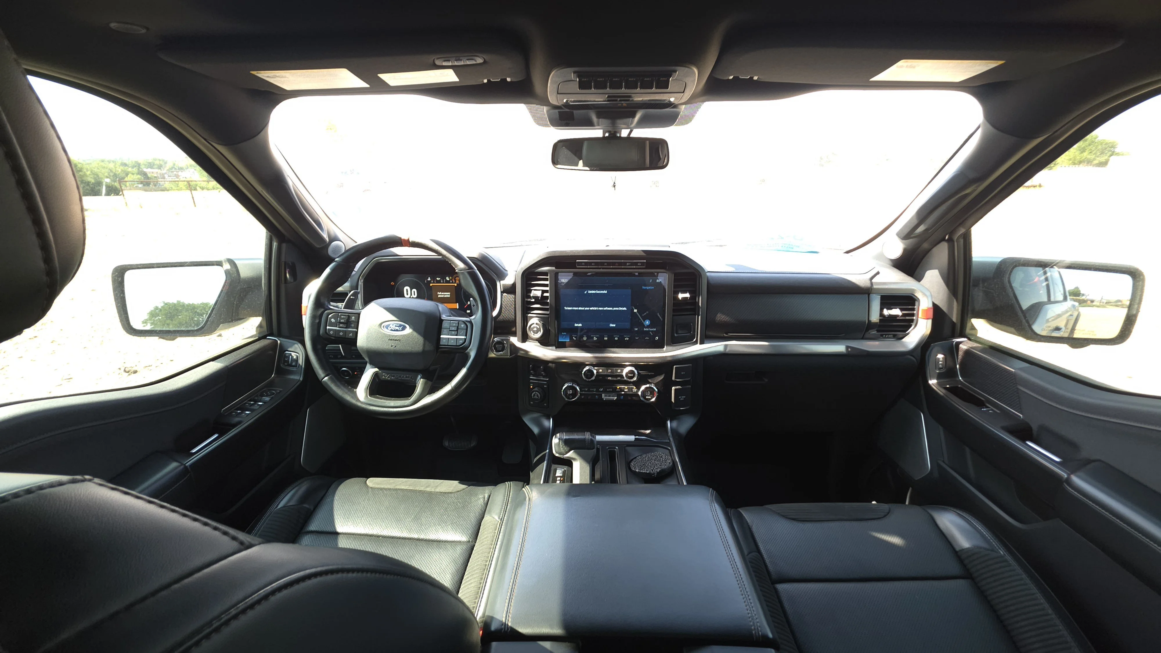 2021 Ford F-150 Raptor - Photo 16