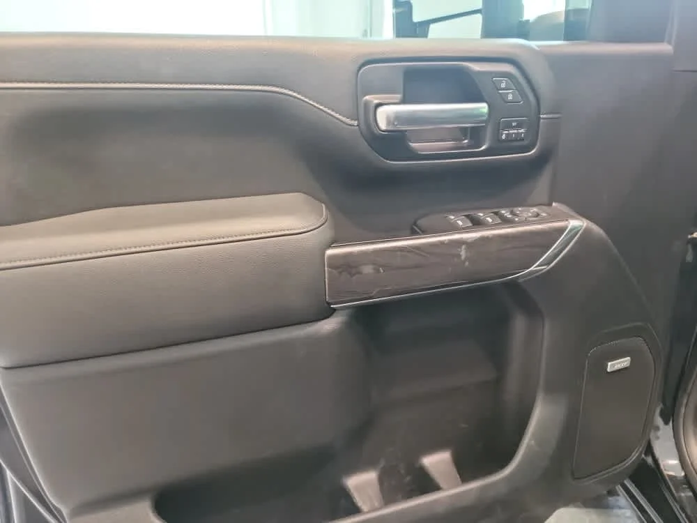 2020 Chevrolet Silverado 2500HD LTZ - Photo 11