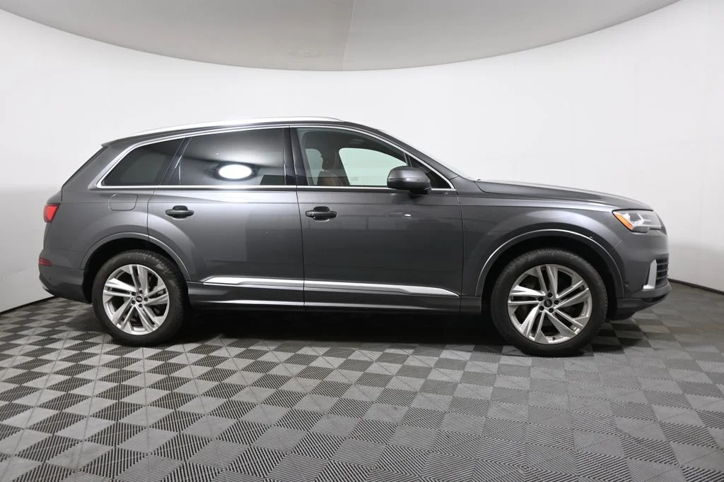 Used 2021 Gray Audi 55 Premium Plus image 8