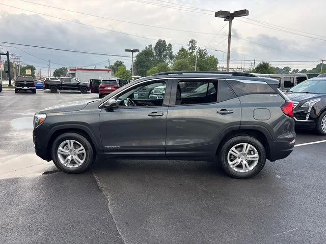 Used 2020 Gray GMC SLE image 3