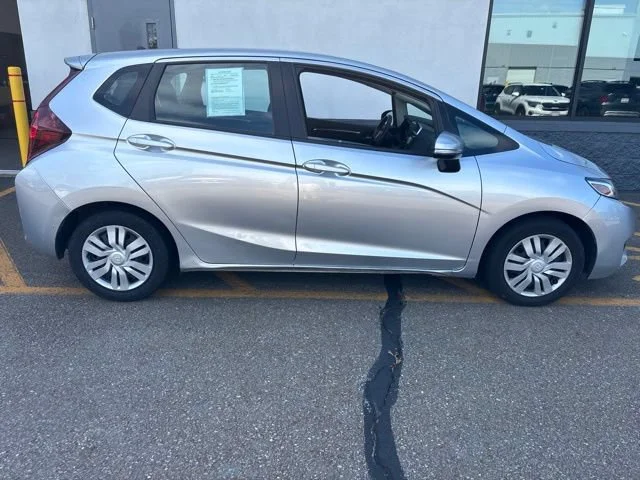 Used 2015 Alabaster Silver Metallic Honda LX image 4
