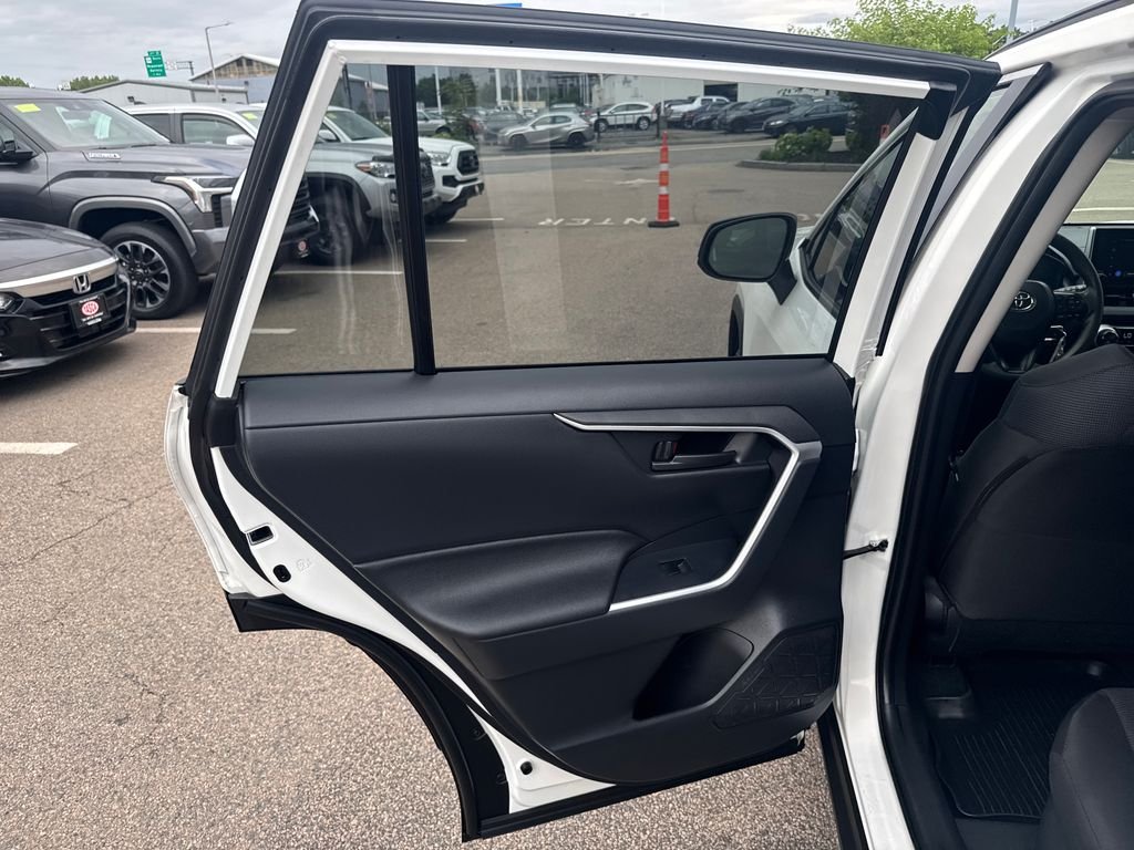 Used 2025 White Toyota LE image 38