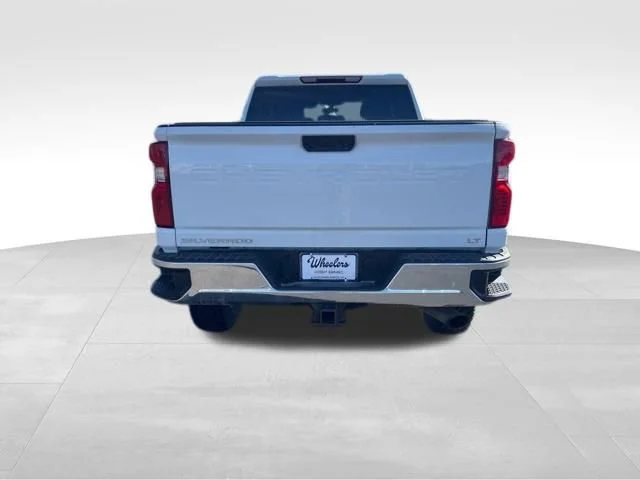 Used 2021 Summit White Chevrolet LT image 7