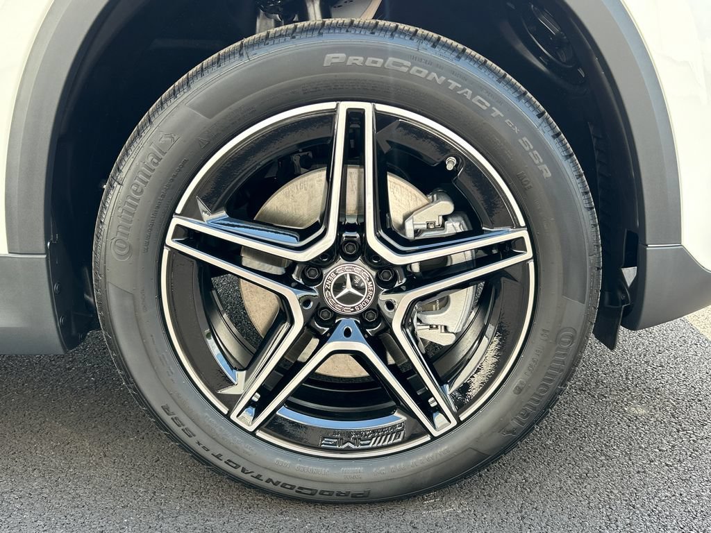 New 2026 Polar White Mercedes-Benz GLA250 image 73
