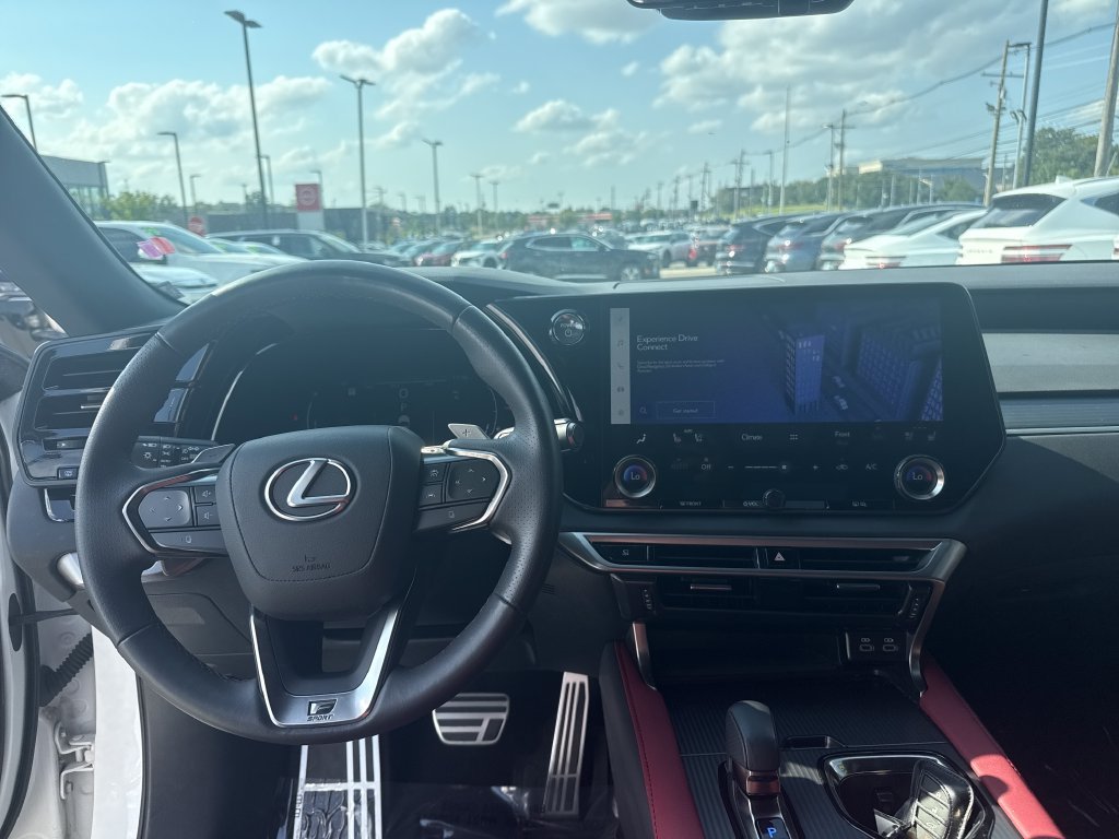Used 2023 White Lexus 500h F SPORT Performance image 15