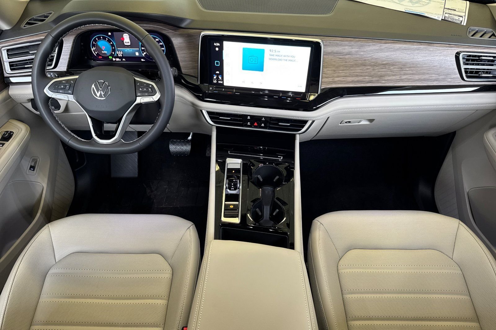 2026 Volkswagen Atlas SEL - Photo 13