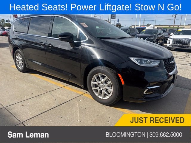 2025 Chrysler Pacifica
