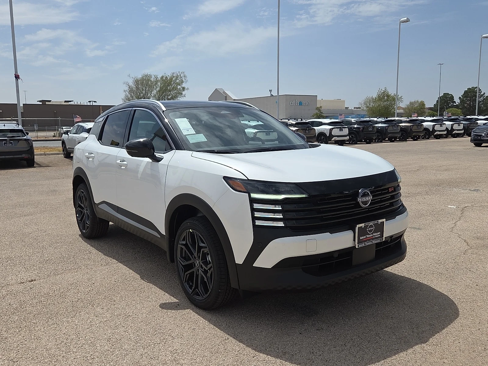 New 2027 XAB 2T White Black Nissan SR Front-Wheel Drive image 6