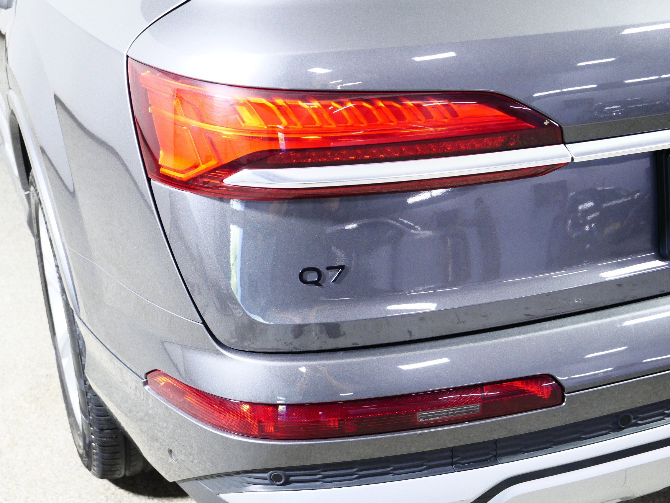 2025 Audi Q7 Premium Plus - Photo 17