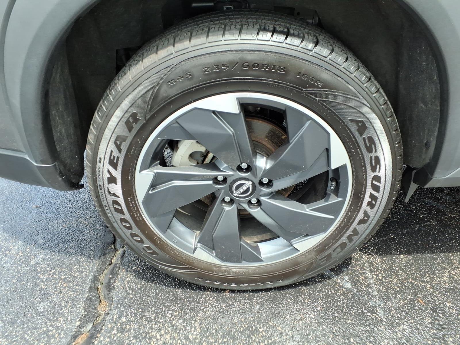 Used 2024 Gun Metallic Nissan SV image 11