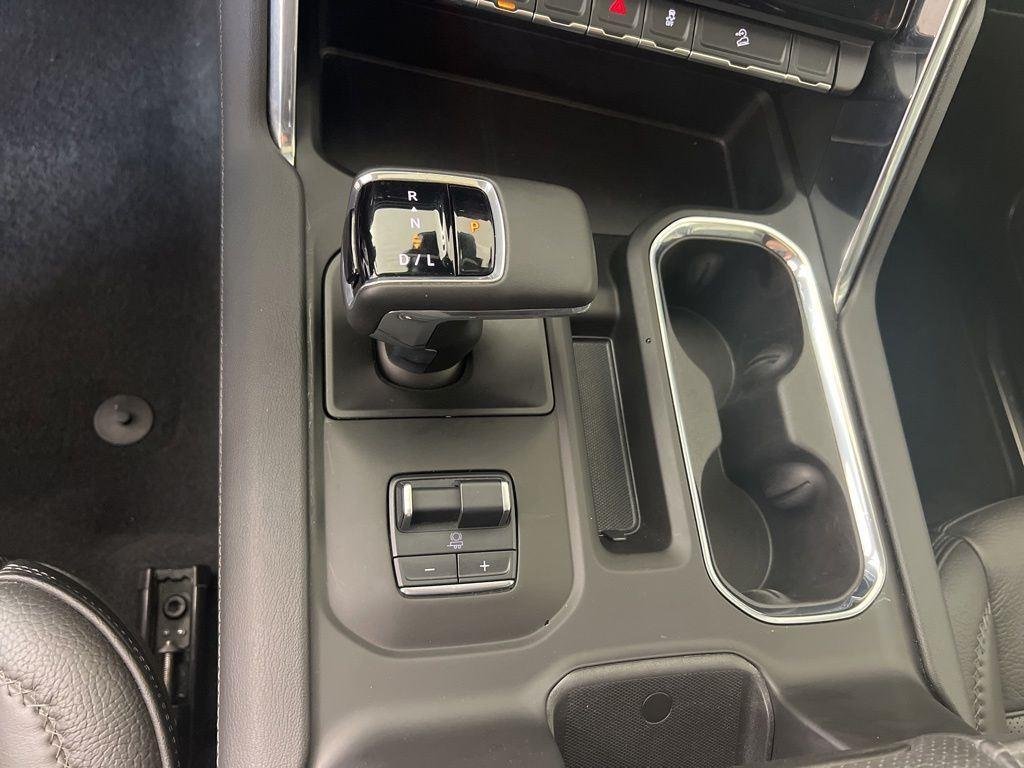 Used 2025 Onyx Black GMC Denali image 19