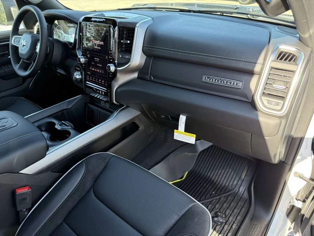2026 RAM 1500 Laramie - Photo 37