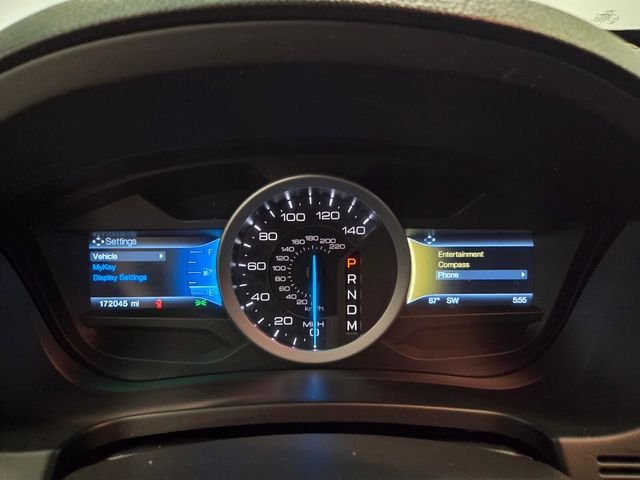 Used 2015  Ford Limited image 26