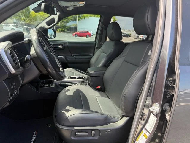 Used 2022 Gray Toyota Limited image 13