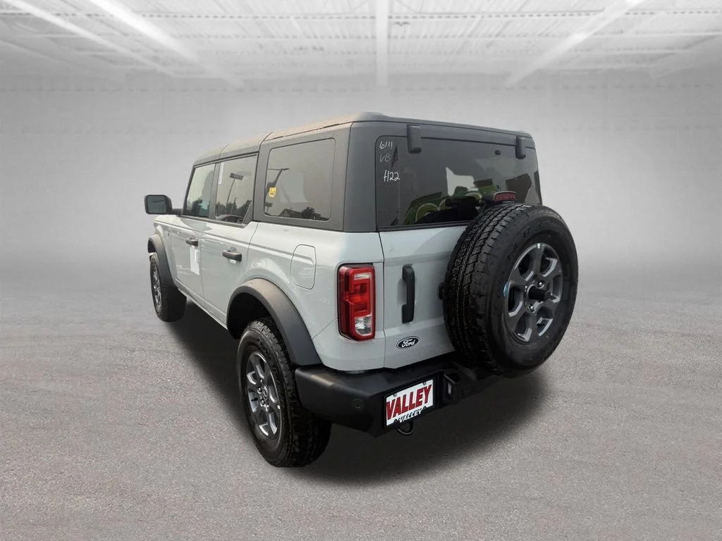 New 2026 Avalanche Gray Ford Big Bend® image 6