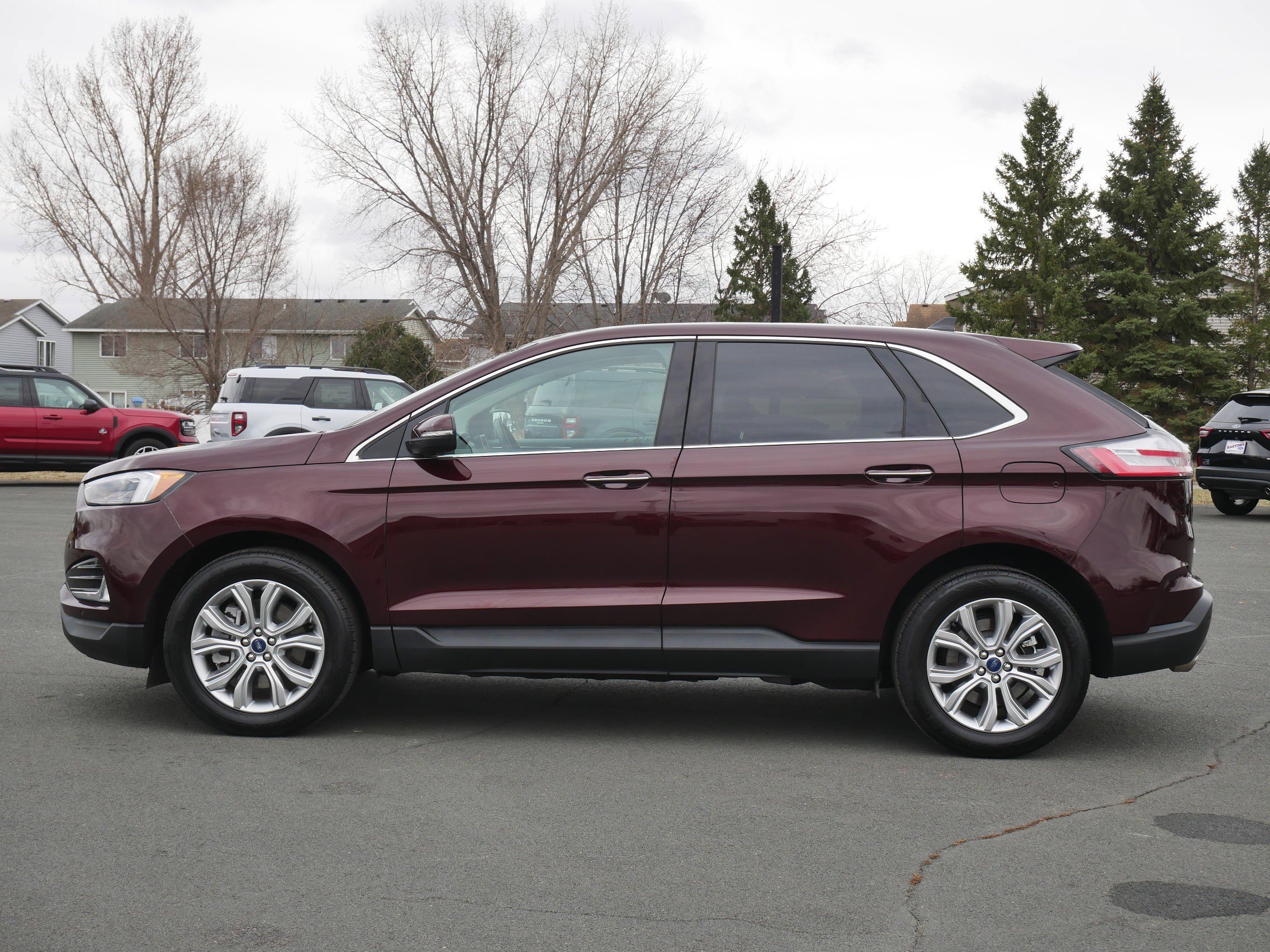 Used 2022 Ford Edge Titanium with VIN 2FMPK4K97NBA86937 for sale in Hastings, Minnesota