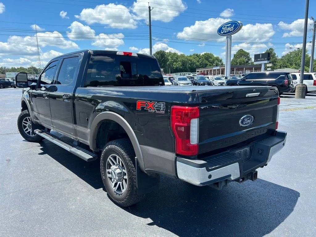 Used 2018 Shadow Black Ford Lariat image 5