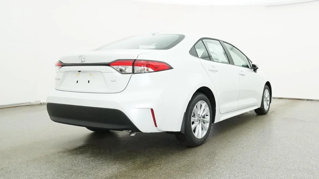 New 2027 Wind Chill Pearl Toyota LE image 21