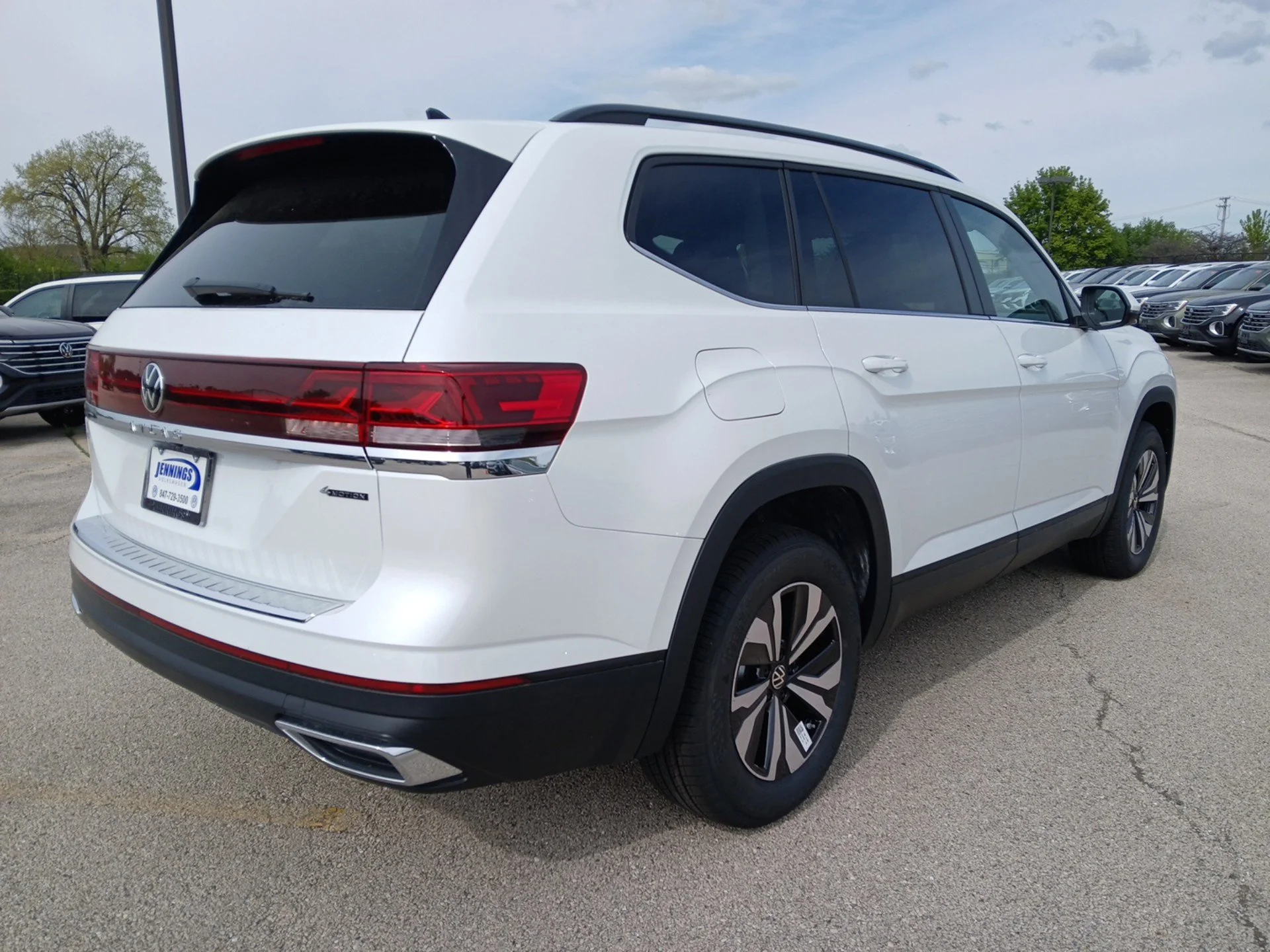 New 2026 Opal White Pearl Volkswagen 2.0T SE image 4