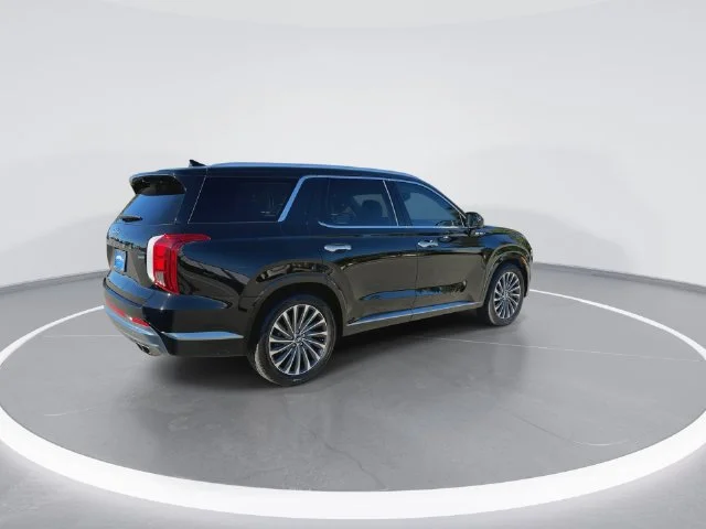 Used 2024 Black Hyundai Calligraphy image 8