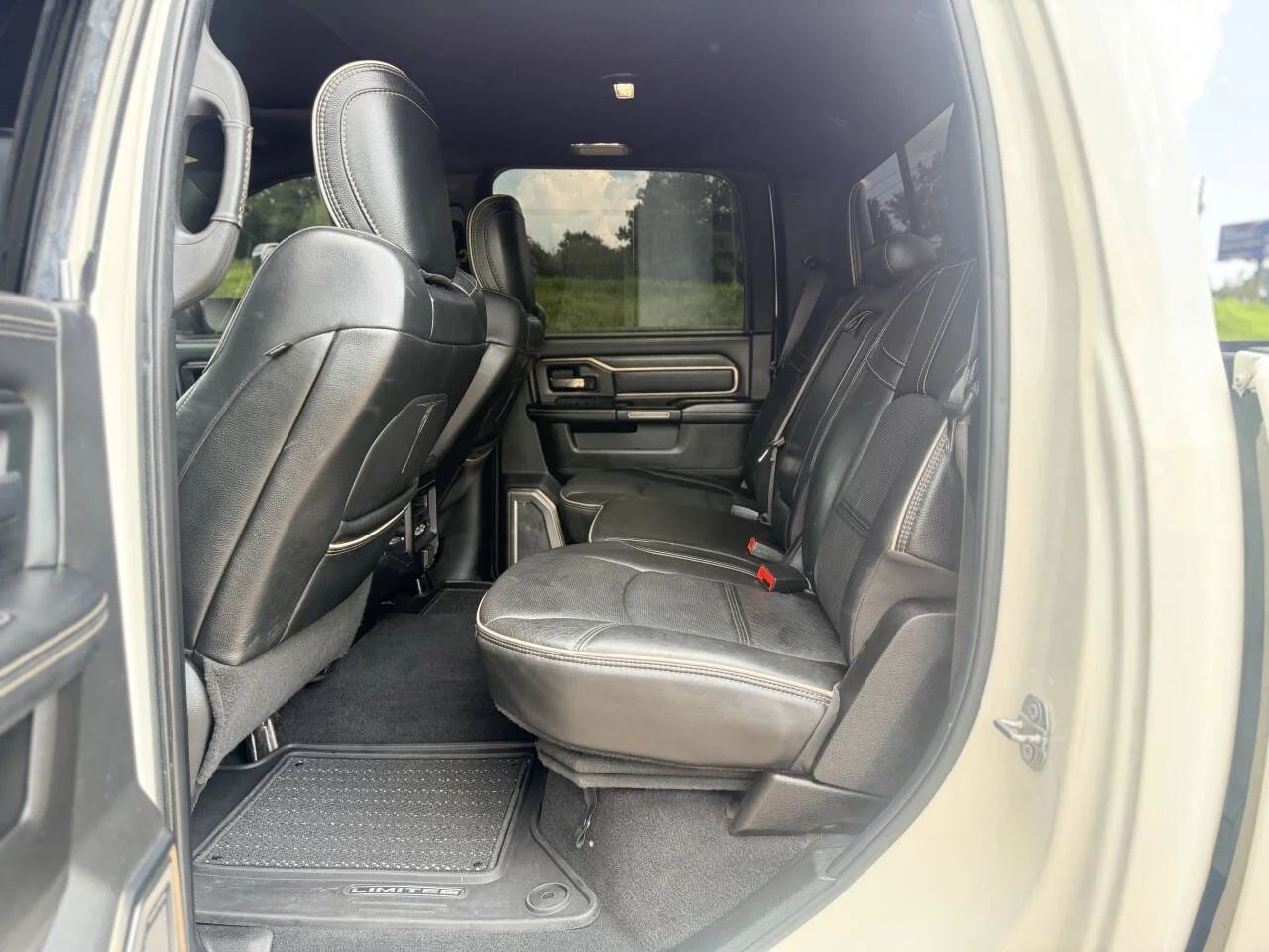 Used 2019 White RAM Limited 4x4 4dr Crew Cab 6.3 ft. SB Pickup image 21