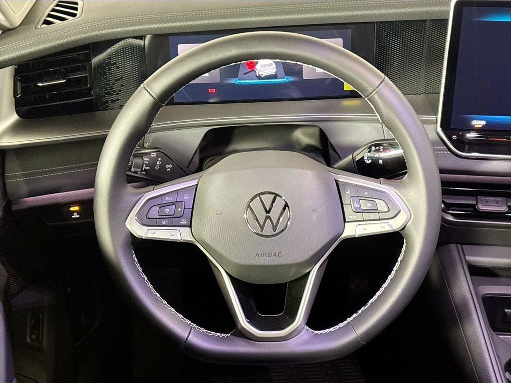 New 2026 Platinum Gray Metallic Volkswagen 2.0T SE image 13