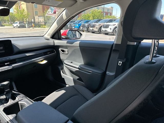 New 2026 Currant Red Kia LXS image 23