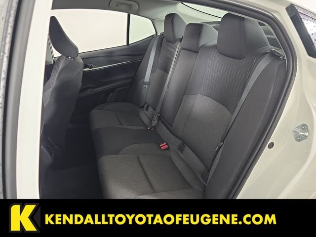Used 2025 White Toyota LE image 17