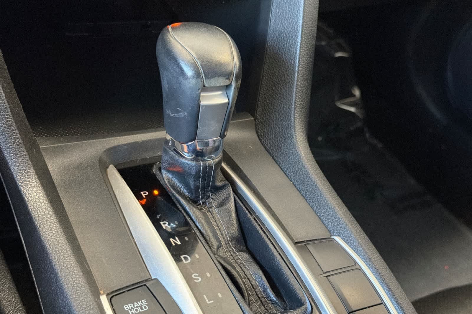 Used 2017  Honda Touring image 22