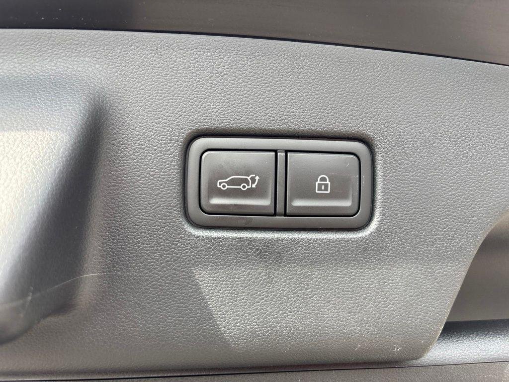 New 2026 Black Hyundai SEL Premium AWD image 14