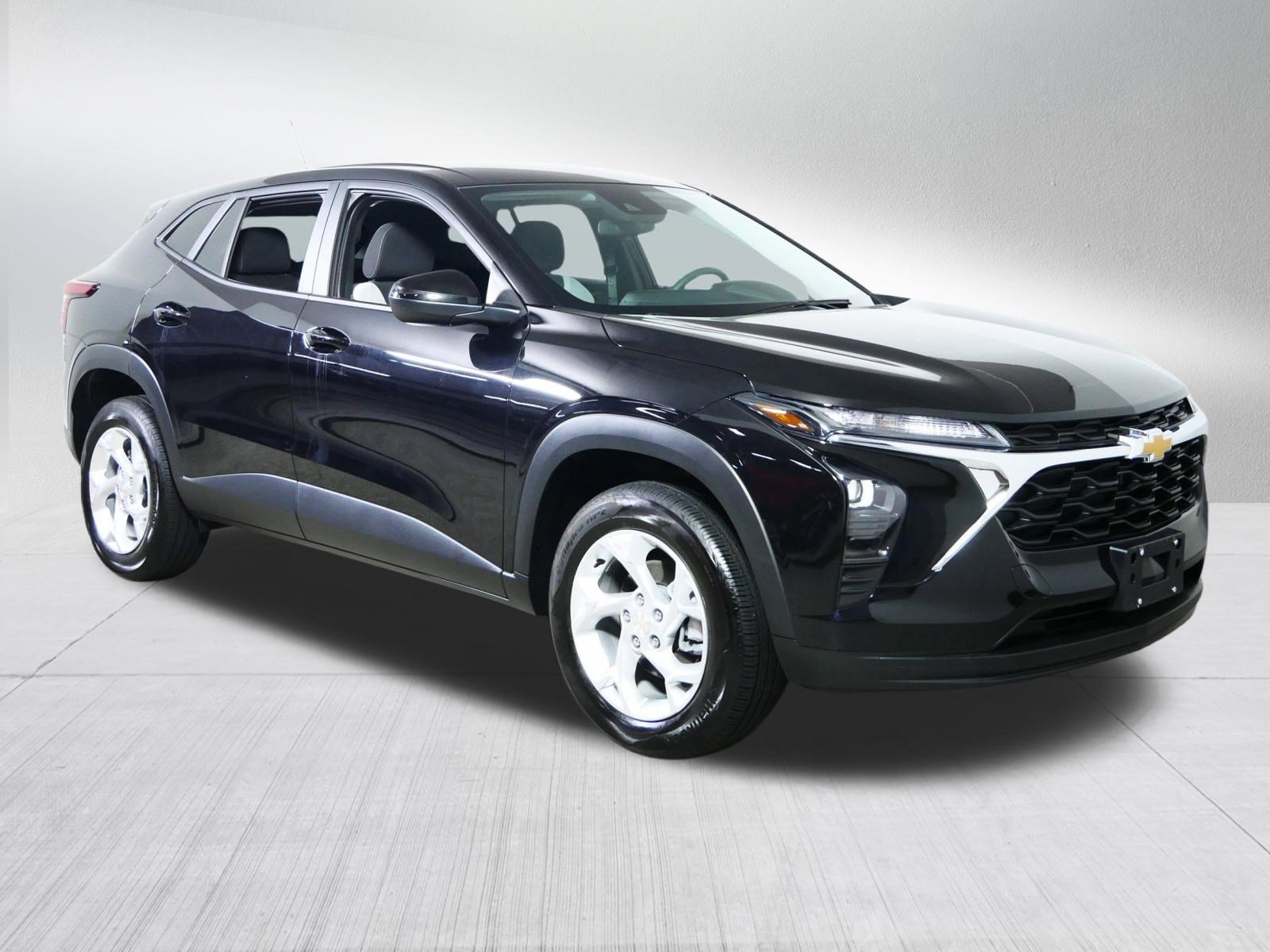 2025 Chevrolet Trax LS's photo
