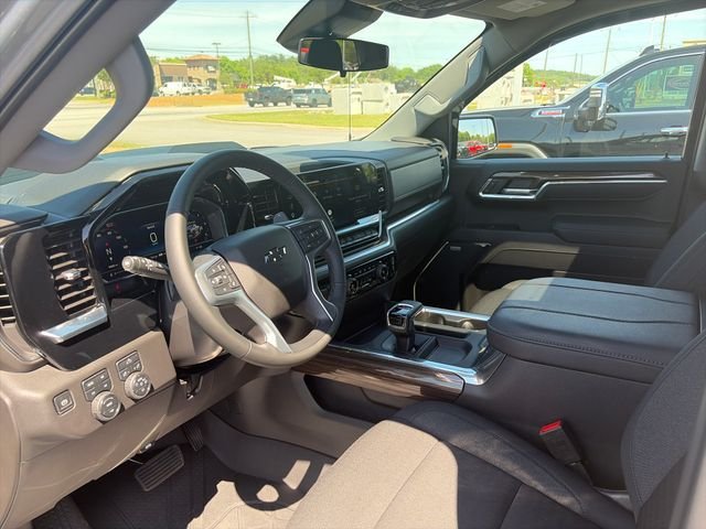 Used 2025 Gray Chevrolet LT Trail Boss image 32