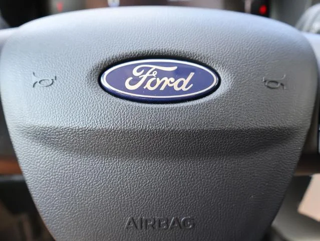 New 2026 Oxford White Ford XL image 26
