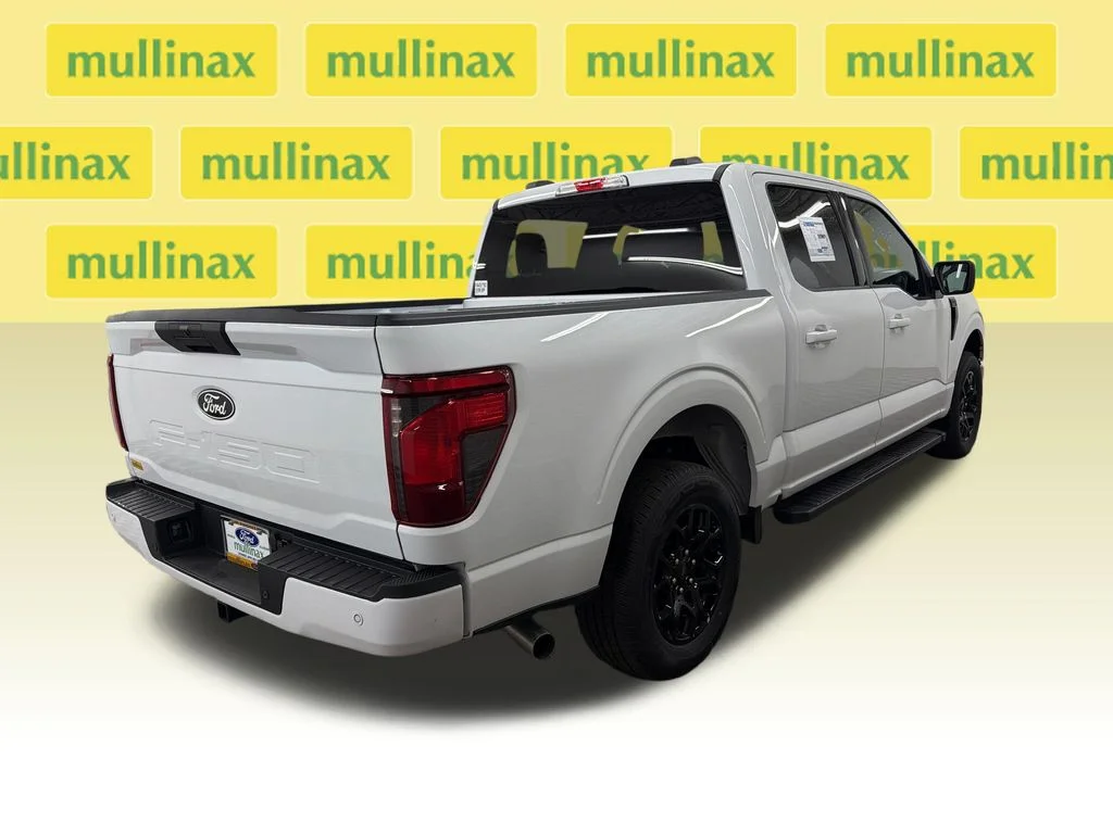 New 2026 White Ford XLT image 8