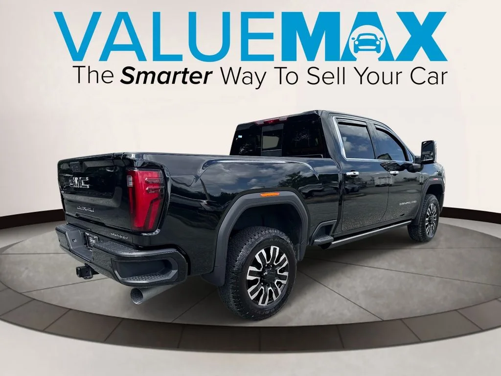 Used 2025 Black GMC Denali Ultimate image 3