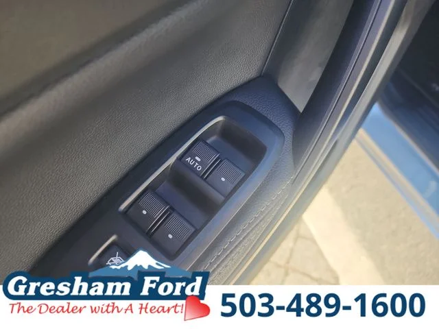 Used 2019 Ingot Silver Ford Lariat image 20