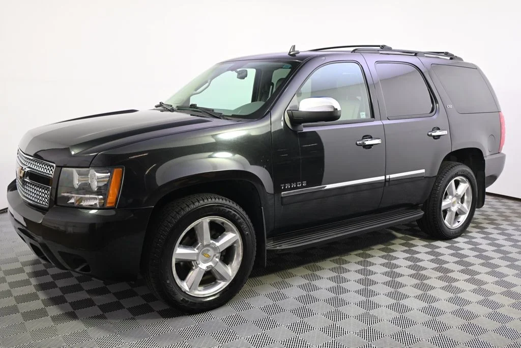 Used 2011 Chevrolet Tahoe LTZ with VIN 1GNSKCE05BR298693 for sale in St. Louis Park, Minnesota