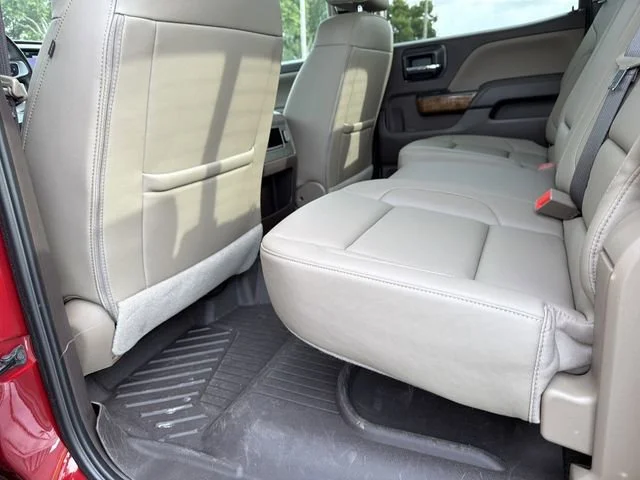 Used 2018 RED QUARTZ TINTCOAT GMC SLT image 16