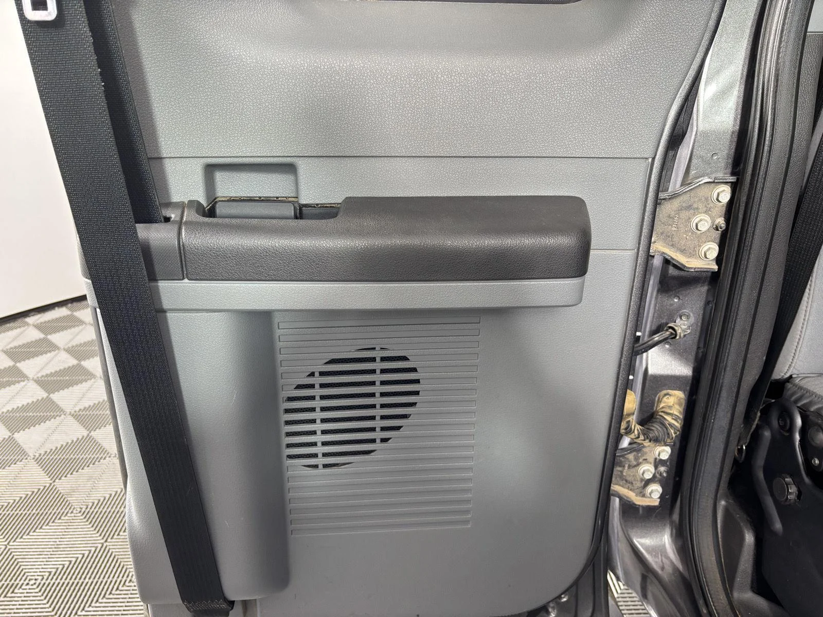 Used 2014 Sterling Gray Metallic Ford XLT image 19