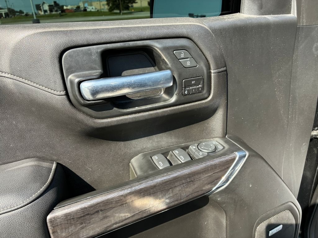 Used 2021 Black Chevrolet LTZ image 10