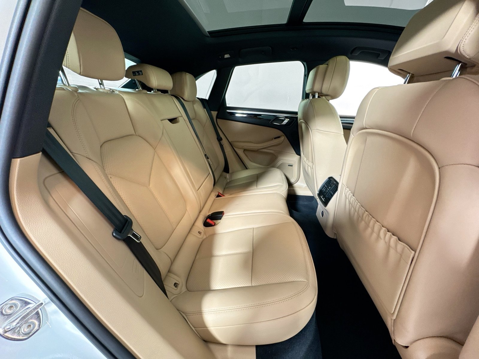 Used 2026 White Porsche  image 24