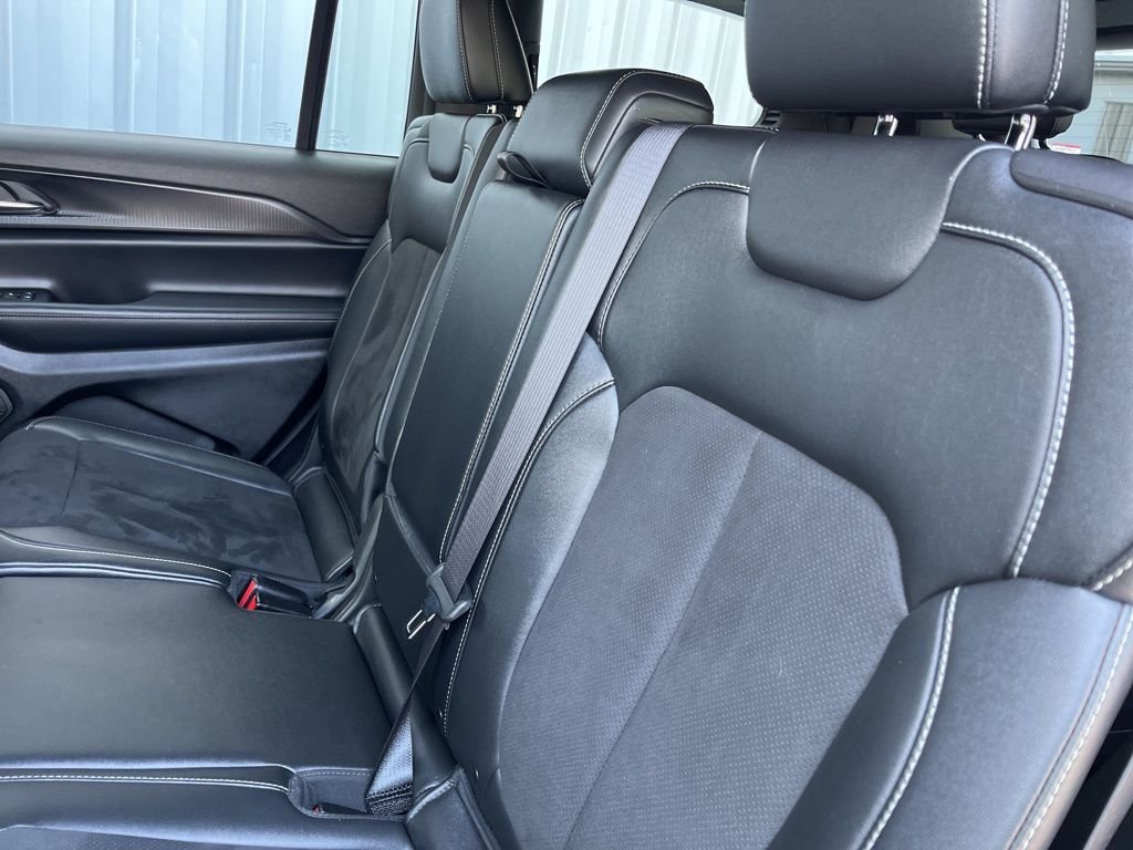 2024 Jeep Grand Cherokee L Altitude - Photo 36
