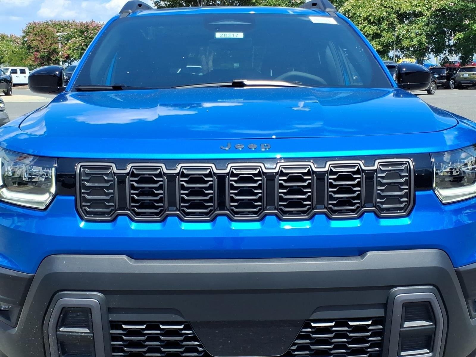 New 2026 Hydro Blue Pearl-Coat Exterior Paint Jeep Laredo image 14