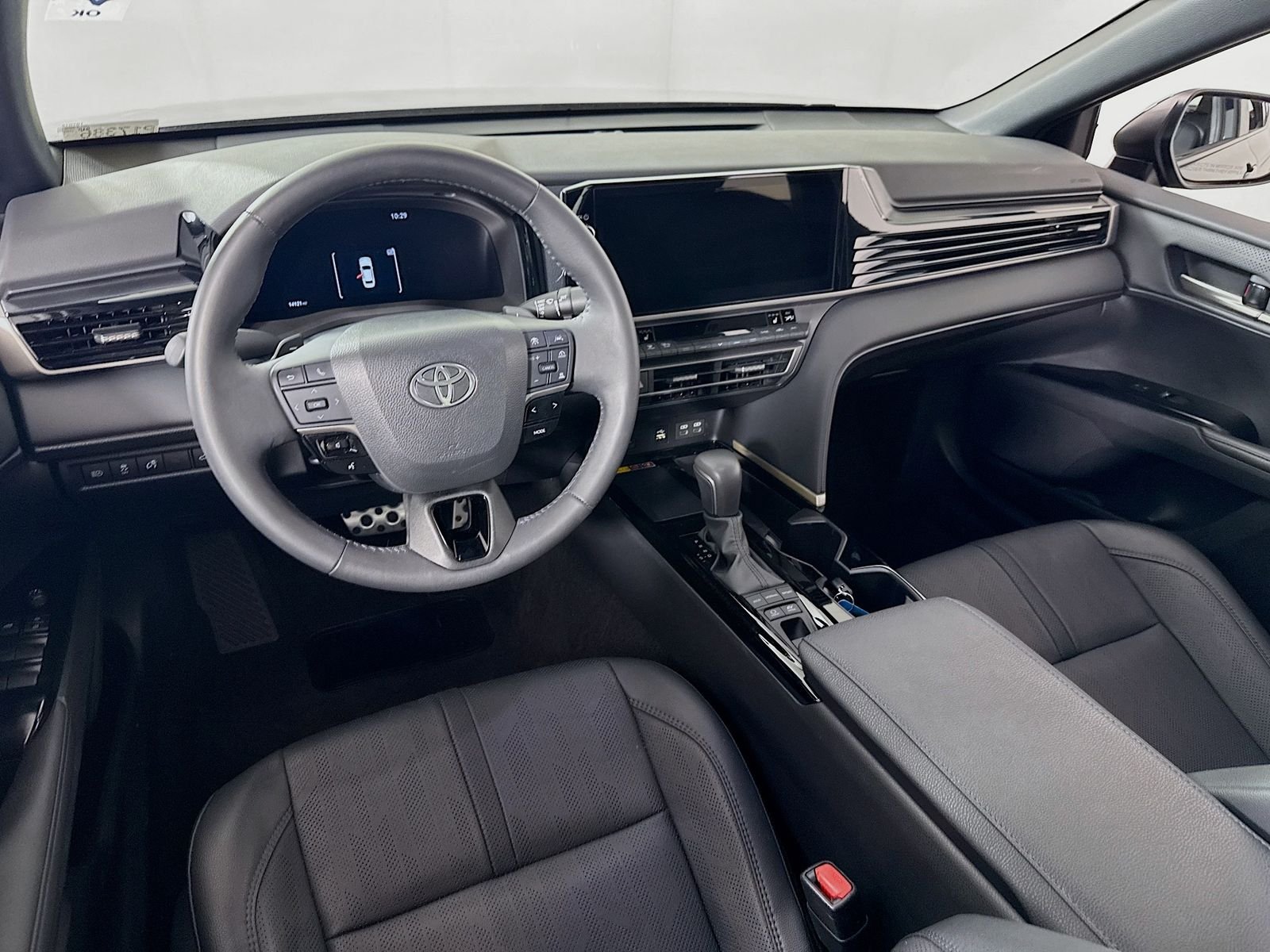 2025 Toyota Camry XSE - Photo 19