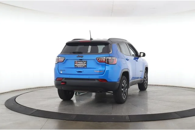 Used 2021 Blue Jeep Trailhawk image 7