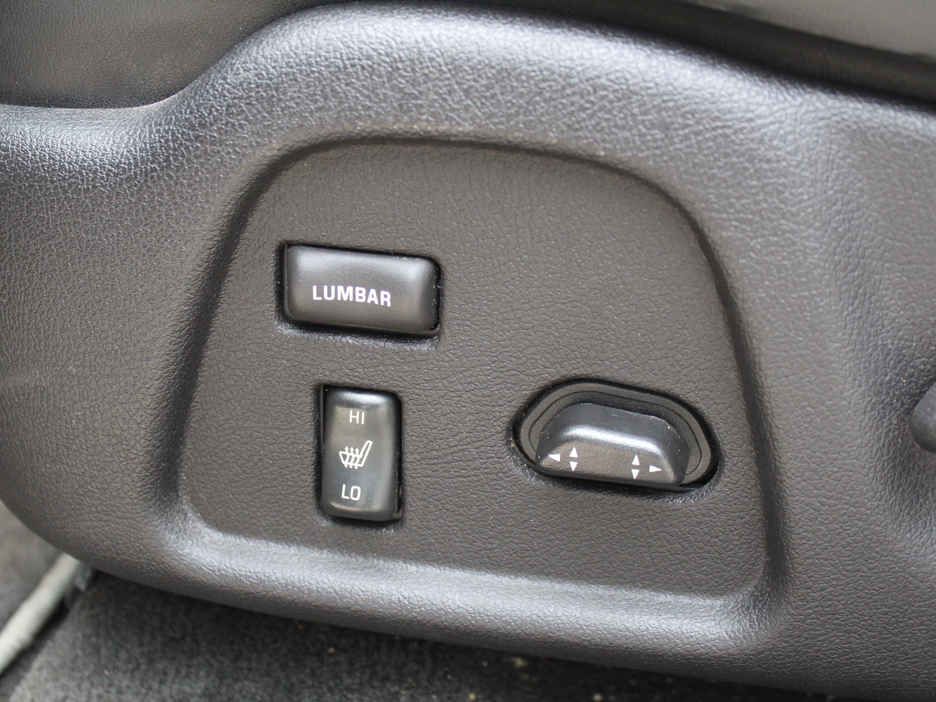 Used 2007 Boulder Gray Metallic HUMMER SUV image 12