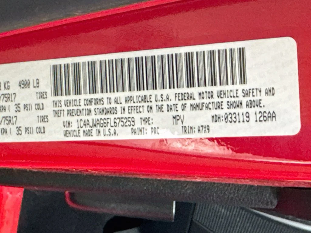 Used 2015 Red Jeep Sport image 35