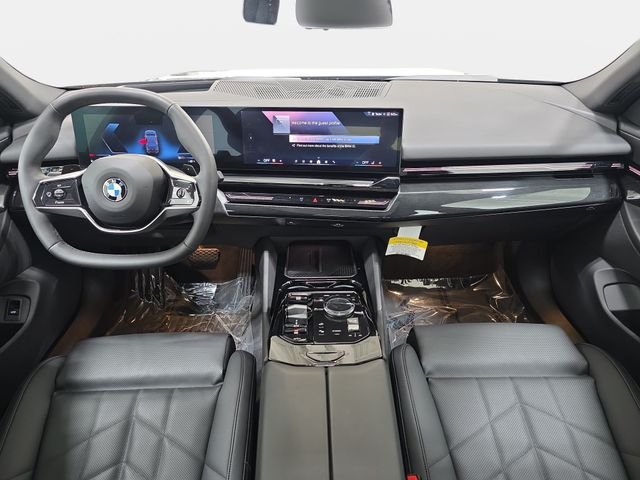 Certified Used 2026 Dark Graphite Metallic BMW 530i xDrive image 9